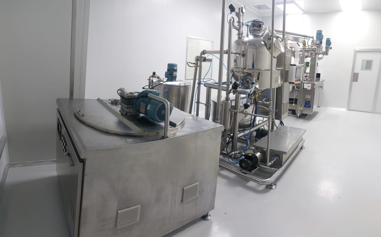 Mixing and formulation tanks used in the preparation of pectin-based gummies.